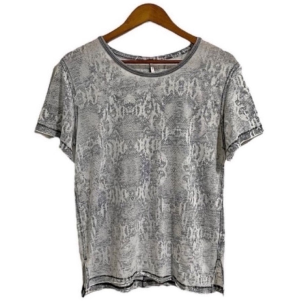 Free People T-Shirt Snakeskin Burnout Print Size XS Lightweight Boho